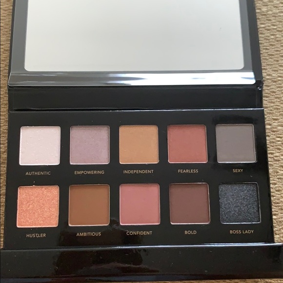 ISH Other - Ish I’m smoking hot palette